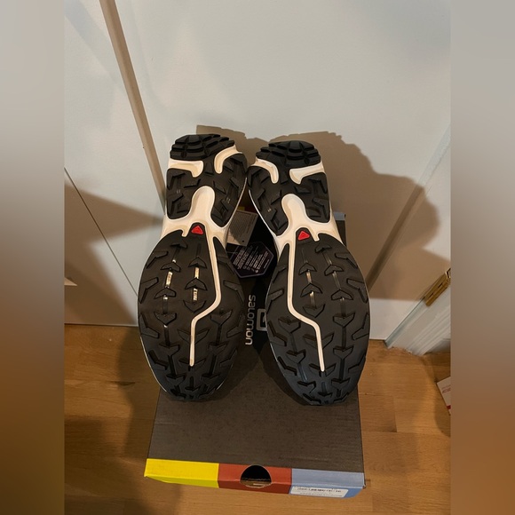 Salomon XT-6 Apricot Buff / Frost Gray / Velvet Morning Size US 10 - Picture 10 of 13